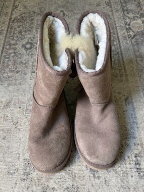 Koolaburra By Ugg Victoria Short Boots Oyster Size 9